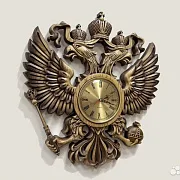 Часы с гербом РФ, резные из массива ясеня — оригинальный подарок — фотография 2