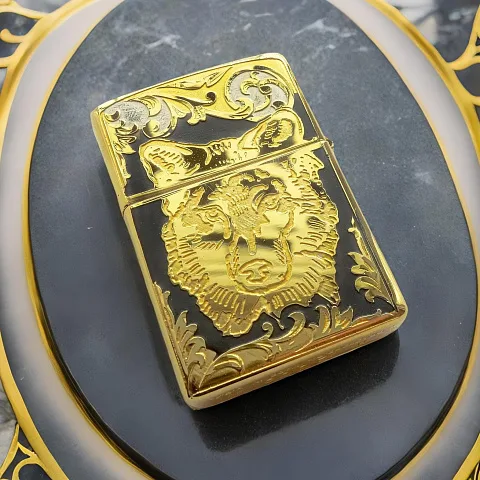 Бензиновая зажигалка Zippo "Волк одиночка" — красивый подарок