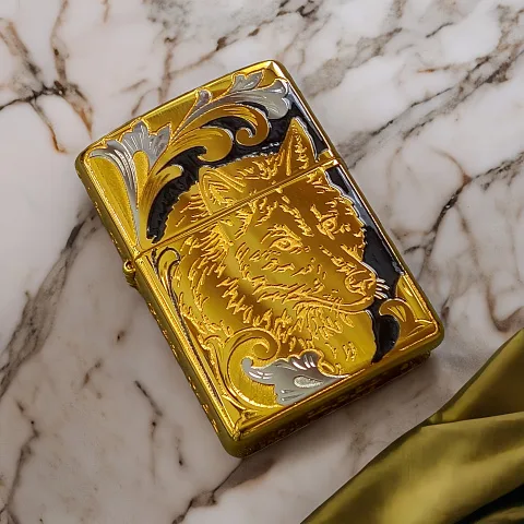 На память: Сувенирная зажигалка Zippo "Вожак и стая"