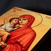 Икона деревянная "Богоматерь Почаевская" — оригинальный подарок — фотография 6