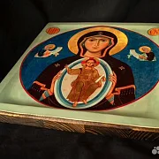 Богоматерь Знамение. Икона деревянная — красивый подарок — фотография 6